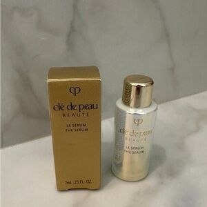 NIB. Cle de Peau Le Serum. 7 mL.